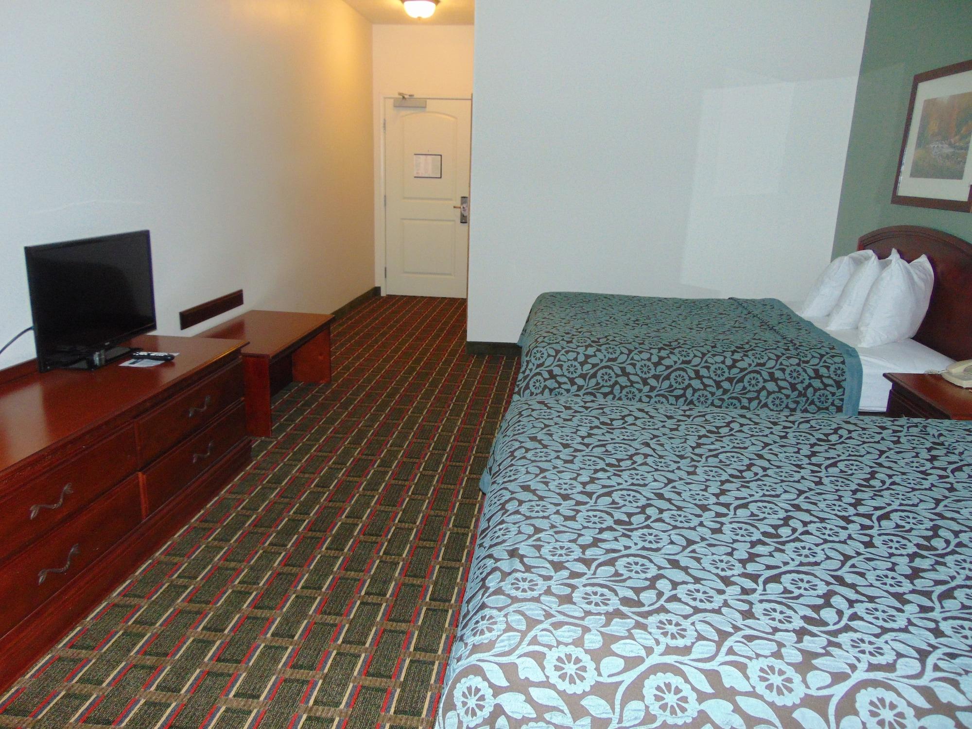Days Inn By Wyndham פנטווטר מראה חיצוני תמונה