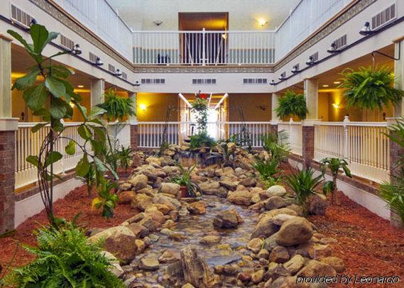 Days Inn By Wyndham פנטווטר מראה פנימי תמונה